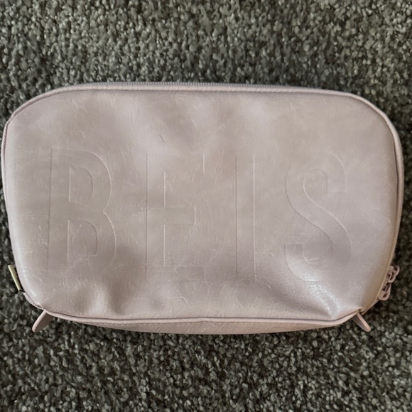 Béis Black & Blush Travel Pouch Set - Picture 5 of 12